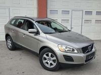 Gebraucht Volvo XC60 Kinetic 163 PS (119 kW) 2011 Grau SUV