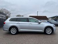 Gebraucht VW Passat Business 150 PS (110 kW) 2023 Silber Kombi