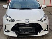 gebraucht Toyota Yaris Hybrid Lounge 1,5 VVT-i Hybrid