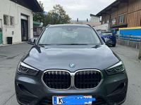 Gebraucht BMW X1 125 PS (91 kW) 2022 Grau SUV