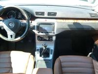 Gebraucht VW Passat 160 PS (117 kW) 2009 Braun Limousine