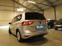 Gebraucht VW Touran Comfortline 150 PS (110 kW) 2021 Silber Van / Kleinbus