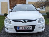 gebraucht Hyundai i30 1,6 CRDi Europe blue drive DPF