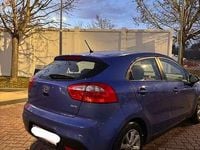 Gebraucht Kia Rio Active 75 PS (55 kW) 2012 Limousine