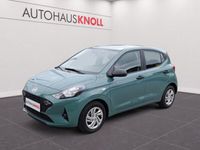 Neu Hyundai i10 63 PS (46 kW) 2025 Mangrove green Kleinwagen
