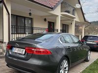 gebraucht Jaguar XE 20d Aut. Portfolio