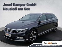 Gebraucht VW Passat Elegance 150 PS (110 kW) 2023 Dunkelgrau  metallic Kombi