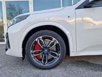 Gebraucht BMW iX2 Shadowline 225 kW (306 PS) 2024 Alpinweiß SUV