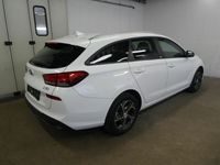 gebraucht Hyundai i30 1.6CRDI Kombi Intro Edition, LED, Navi