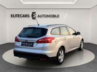 gebraucht Ford Focus 1.5 TDCi TITANIUM / PARKPILOT / TEMPOMAT / SITZHE