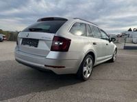 gebraucht Skoda Octavia Combi 2,0 TDI Style DSG [NAVI | RÜCKFAHRKAMERA]