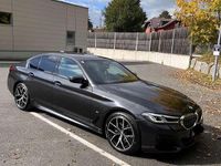 Gebraucht BMW 520 190 PS (139 kW) 2022 Grau Limousine