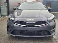 Neu Kia Ceed Sportswagon 140 PS (102 kW) 2025 Grau Kombi