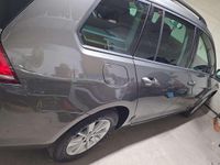 Gebraucht VW Golf VII Comfortline 105 PS (77 kW) 2014 Grau Kombi