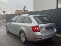 gebraucht Skoda Octavia Combi 20 TDI Style DSG