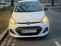 Gebraucht Hyundai i10 Comfort 87 PS (63 kW) 2015 Kleinwagen