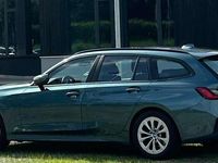 gebraucht BMW 320 320 i Touring Advantage – Panorama | AHK ACC Pickerl neu SR+WR auf Alu 58.500 km