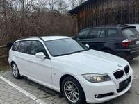 Gebraucht BMW 320 Exclusive 184 PS (135 kW) 2010 Kombi