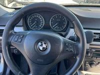 Gebraucht BMW 320 150 PS (110 kW) 2005 Limousine