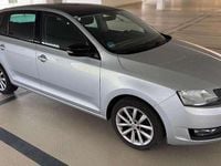 Gebraucht Skoda Rapid Sport 95 PS (69 kW) 2017 Silber Kleinwagen