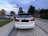 Gebraucht BMW 214 Active Tourer Performance 95 PS (69 kW) 2015 Van / Kleinbus