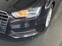 gebraucht Audi A3 attraction 1,6TDI NAVI LEDER Tausch Finanzierung