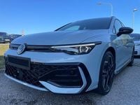 Gebraucht VW Golf VIII R-line 150 PS (110 kW) 2025 Hellblau  metallic Kombi