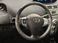 gebraucht Toyota Yaris Yaris1,0 VVT-i Luna Cool Luna Cool
