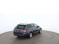 gebraucht Skoda Octavia Combi 2.0 TDI Style Aut LED RADAR NAVI