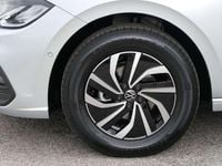 Gebraucht VW Polo 95 PS (69 kW) 2025 Silber  metallic Limousine