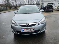 gebraucht Opel Astra 1.7 CDTI DPF ecoFLEX Sports TourerStart/Stop 105g