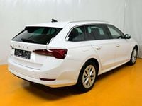 gebraucht Skoda Octavia Combi 20 TDI Style DSG