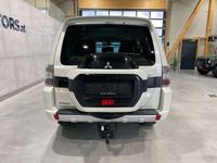 gebraucht Mitsubishi Pajero Wagon Comfort Line 3,2 DI-D Aut. / 7 Sitzer / RFK