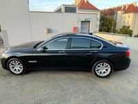 Gebraucht BMW 730 184 PS (135 kW) 2012 Schwarz Limousine