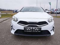 Gebraucht Kia Ceed 101 PS (74 kW) 2025 Weiß Kleinwagen