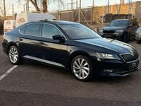 Gebraucht Skoda Superb Style 190 PS (139 kW) 2015 Schwarz Kleinwagen