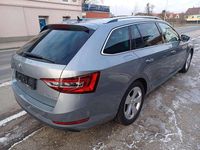 gebraucht Skoda Superb Superb Kombi 1,6 TDI Style DSG Style - TOP AUTO