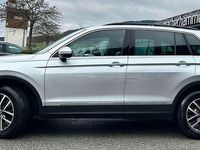 gebraucht VW Tiguan Life *MATRIX-LED*MASSAGE*KEYLESS*ACC*AHK*