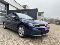 Gebraucht VW Golf VIII Life 150 PS (110 kW) 2023 Blau Kombi