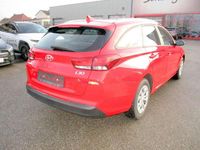 Gebraucht Hyundai i30 110 PS (80 kW) 2023 Rot Kombi