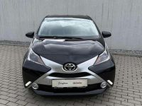 Gebraucht Toyota Aygo X-clusiv 69 PS (50 kW) 2015 Schwarz Kleinwagen