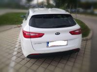 gebraucht Kia Optima Wagon 16 CRDi SCR Silber DCT Aut.
