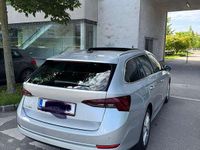 gebraucht Skoda Octavia Combi 2.0 TDI DSG Style