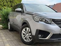 Gebraucht Peugeot 5008 131 PS (96 kW) 2020 Grau SUV
