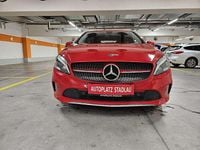 Gebraucht Mercedes A180 Edition 109 PS (80 kW) 2017 Rot Limousine