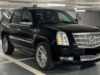 Gebraucht Cadillac Escalade 409 PS (300 kW) 2011 Schwarz SUV