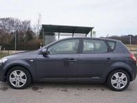 Gebraucht Kia Ceed 90 PS (66 kW) 2012 Grau Kleinwagen
