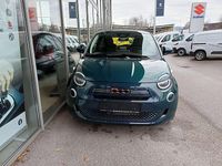 Neu Fiat 500 65 PS (47 kW) 2025 Grün Kleinwagen