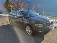 gebraucht Skoda Octavia Combi 2,0 TDI 4x4 Elegance DSG