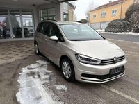 Gebraucht VW Touran Comfortline 150 PS (110 kW) 2024 Silber Van / Kleinbus